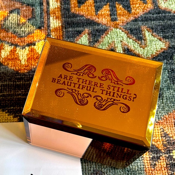 🍁🤎 Taylor Swift Folklore Are There Still Beautiful Things Keepsake Box 🤎🍁 - Picture 1 of 2